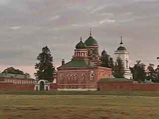 صور Spasso-Borodino Convent معبد